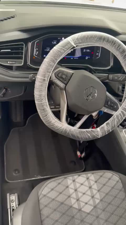 VW · Einblick ins Cockpit
