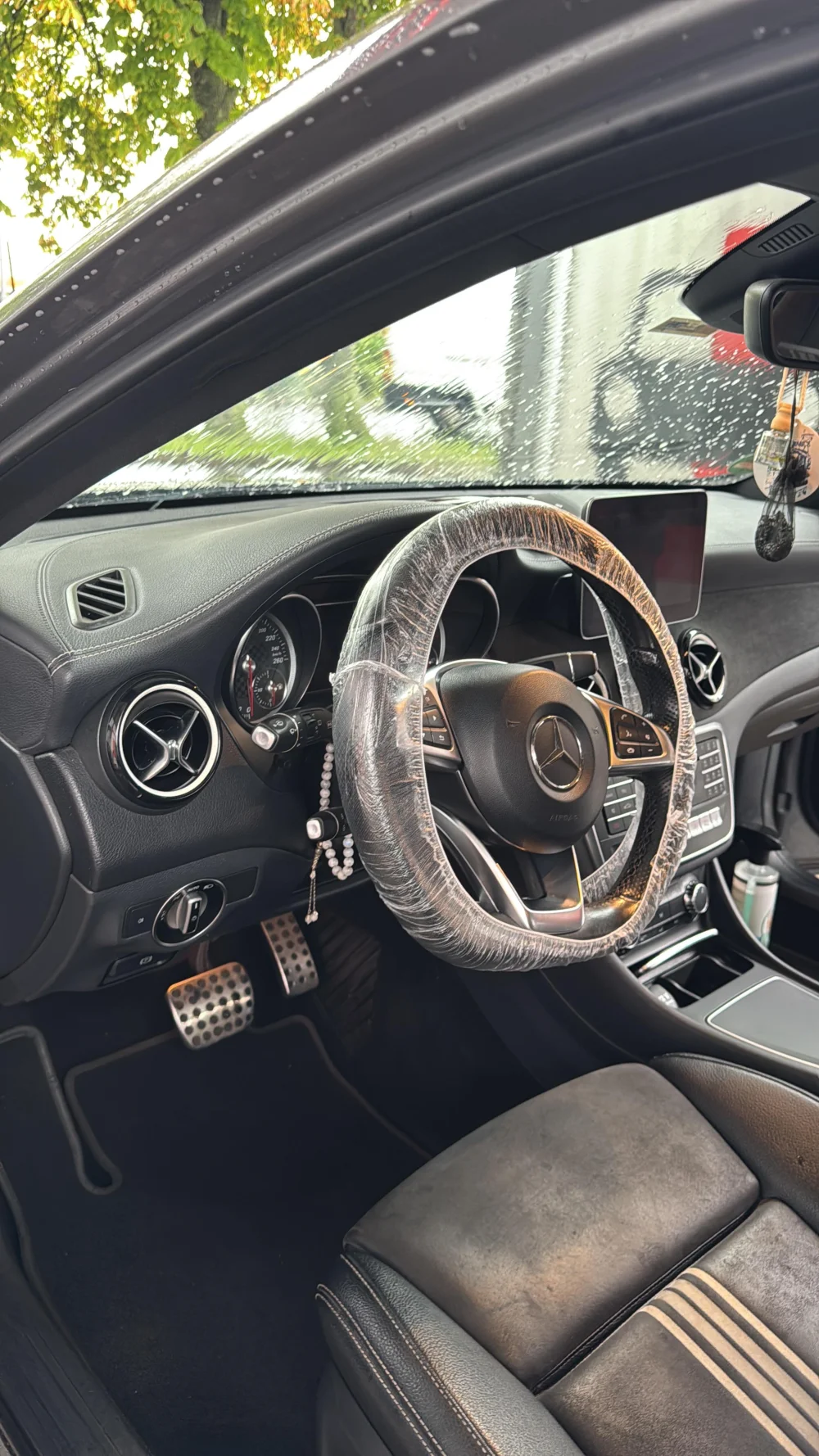 Mercedes · Gepflegter Innenraum