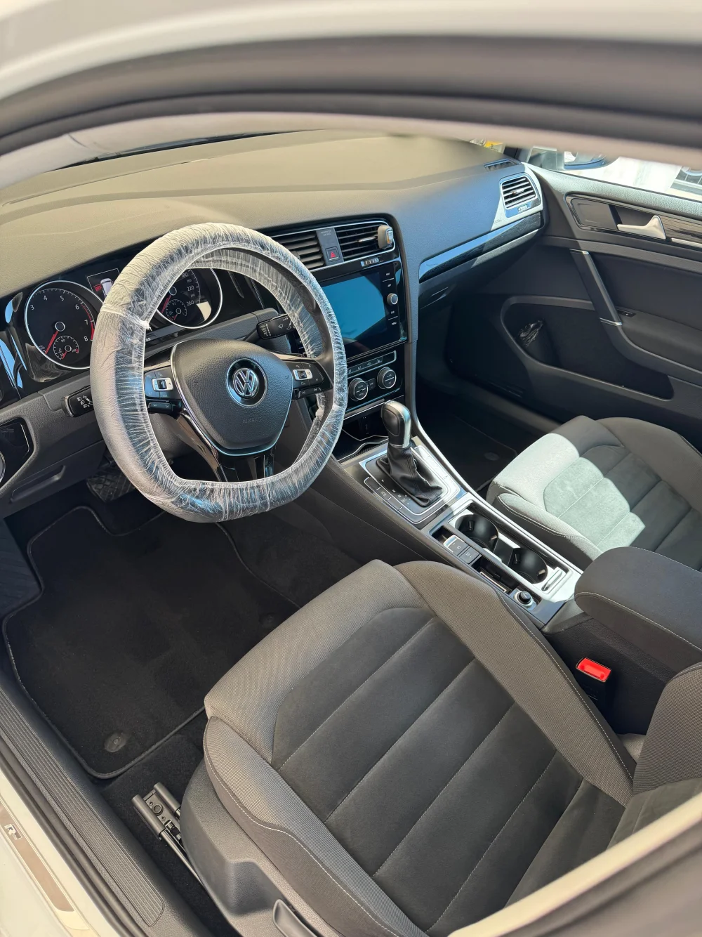 VW · Gepflegte Oberflächen